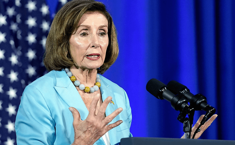 Nancy Pelosi Urges Quick Decision on Biden's 2024 Candidacy